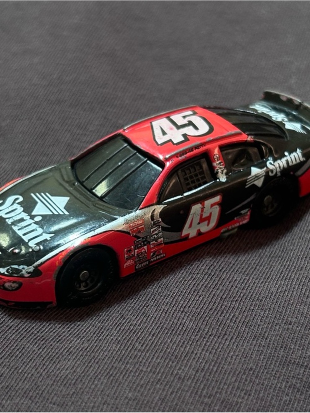 Kyle Petty Hot Wheels Racing Number 45 Sprint PCS Chevrolet Monte Carlo Die Cast